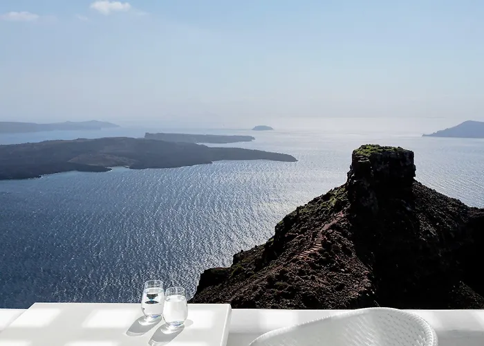 Hotel Tholos Imerovigli (Santorini)