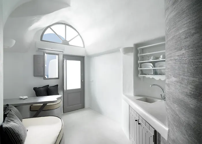 Tholos Imerovigli (Santorini)