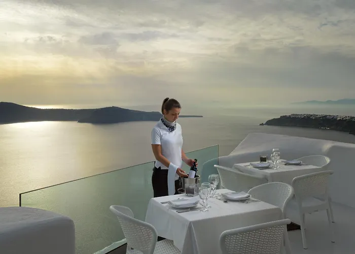 Tholos Hotel Imerovigli (Santorini)