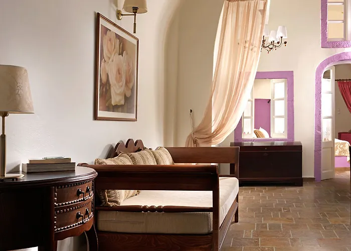 Hotel Tholos Imerovigli (Santorini)