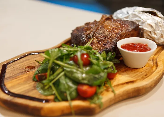 ثولوس ريزورت فندق إيميروفيغلي