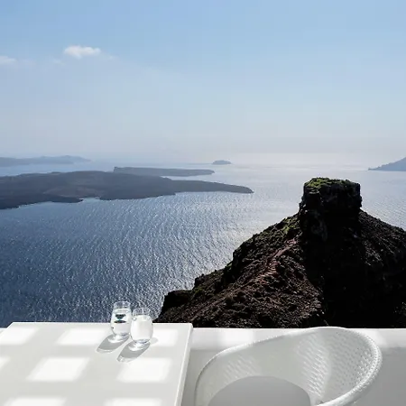Hotel Tholos Imerovigli (Santorini)