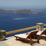 Tholos Hotel 4*