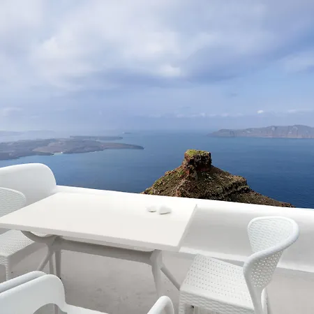 Hotel Tholos Imerovigli (Santorini)