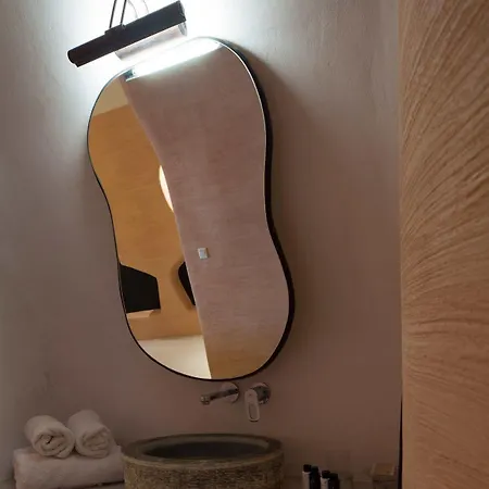 Hotel Tholos Imerovigli (Santorini)