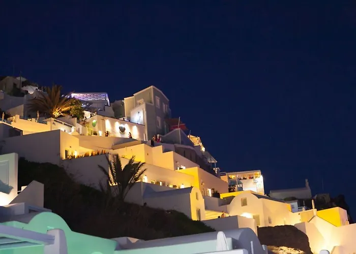 Tholos 4* Imerovigli (Santorini)